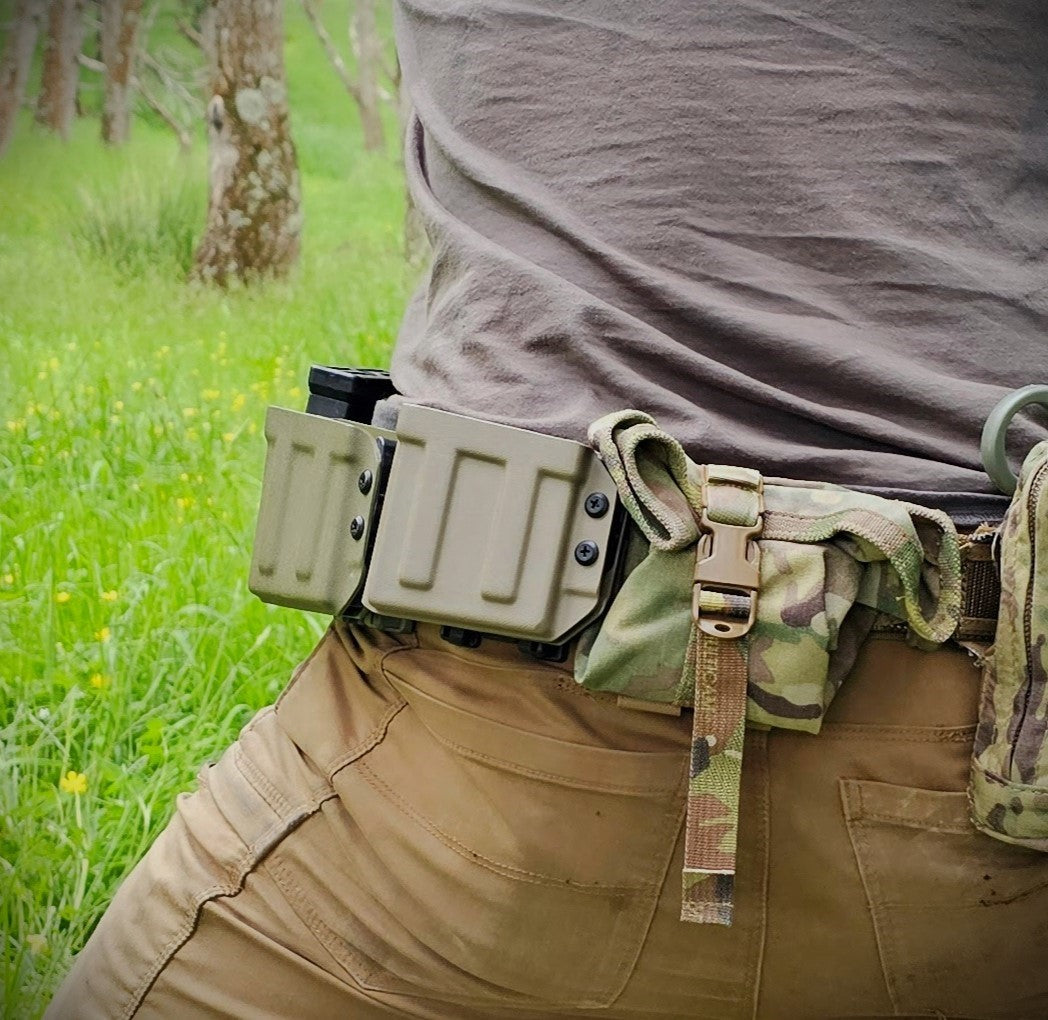 Kydex AICS Mag Carrier